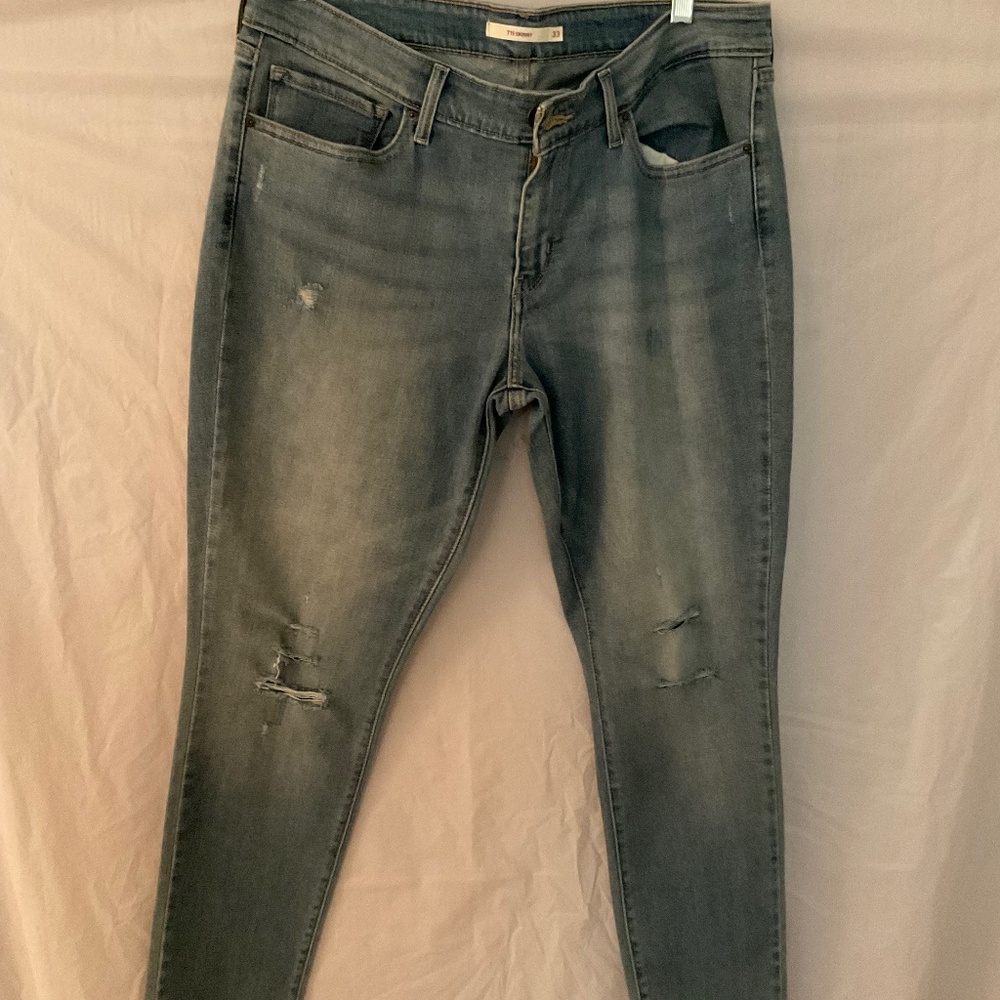 Slightly used ragged jeans 30 inch inseam, size 12